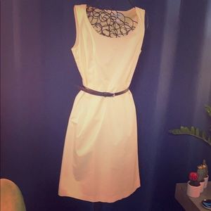Classic yellow dress from H&M size 10